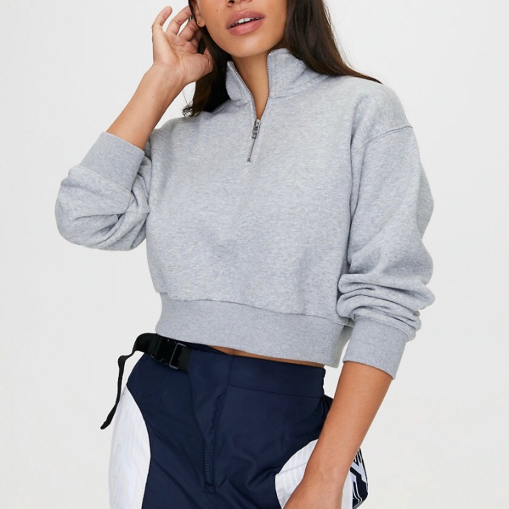 TNA Warm-up Crop Sweatshirt in matte pearl